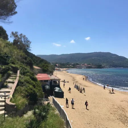 Massimo Beachfront Apartmán