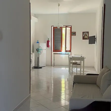 Massimo Beachfront Apartmán *